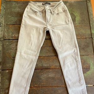Grey Levi’s Jeans- size 25